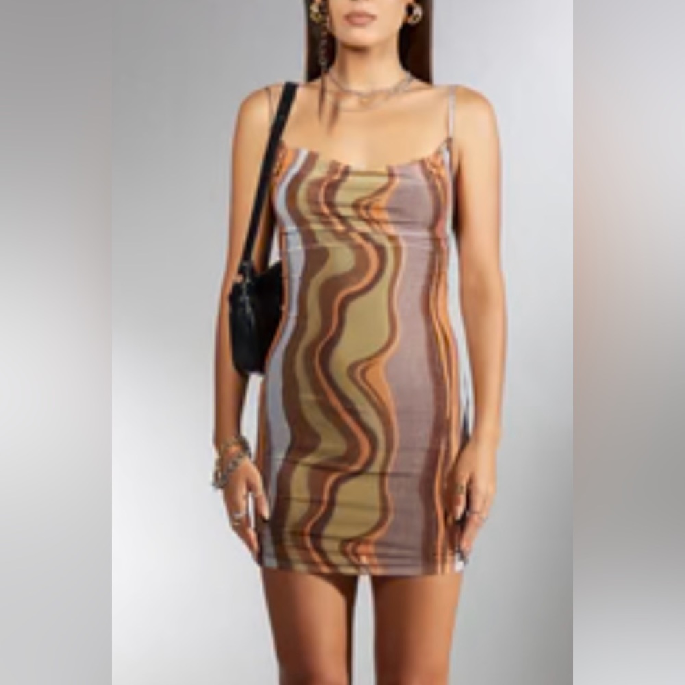 🆕Motel Bexley Size M Bodycon Dress in Earthy Gradient